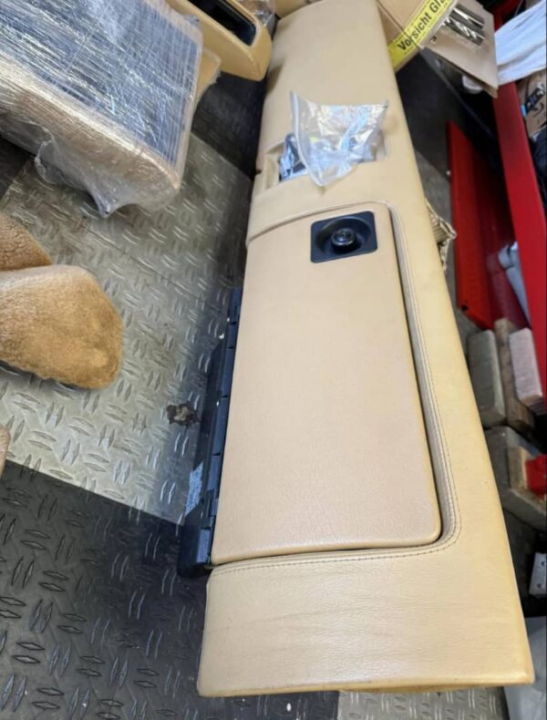 Recaro Bucket Seats & Custom Interior Trim for Porsche 964 – Lightweight, Track-Ready Performance Upgrade