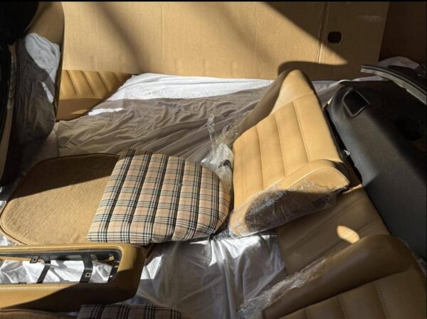 Recaro Bucket Seats & Custom Interior Trim for Porsche 964 – Lightweight, Track-Ready Performance Upgrade