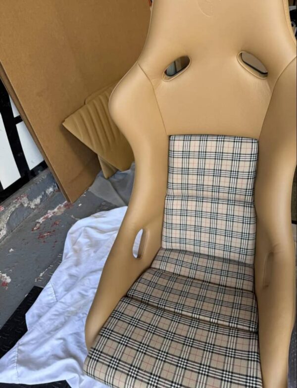 Recaro Bucket Seats & Custom Interior Trim for Porsche 964 – Lightweight, Track-Ready Performance Upgrade