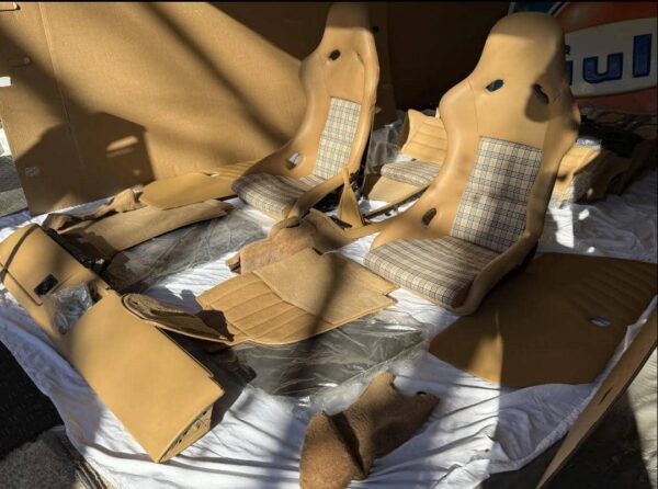 Recaro Bucket Seats & Custom Interior Trim for Porsche 964 – Lightweight, Track-Ready Performance Upgrade