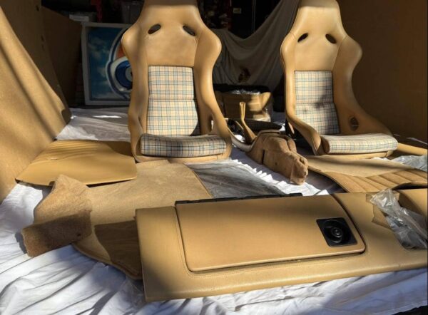 Recaro Bucket Seats & Custom Interior Trim for Porsche 964 – Lightweight, Track-Ready Performance Upgrade