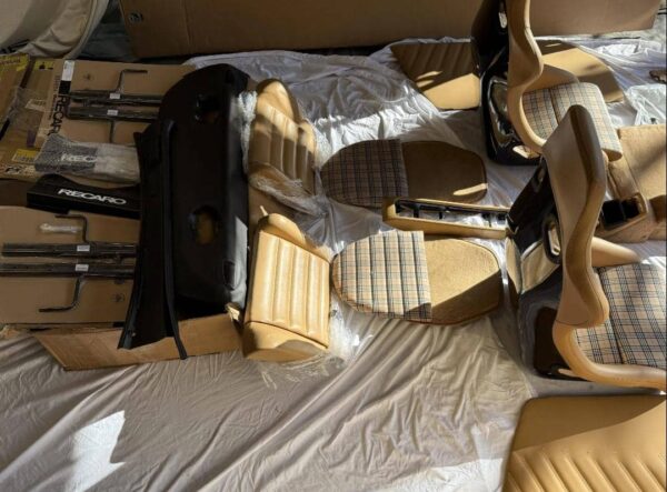 Recaro Bucket Seats & Custom Interior Trim for Porsche 964 – Lightweight, Track-Ready Performance Upgrade