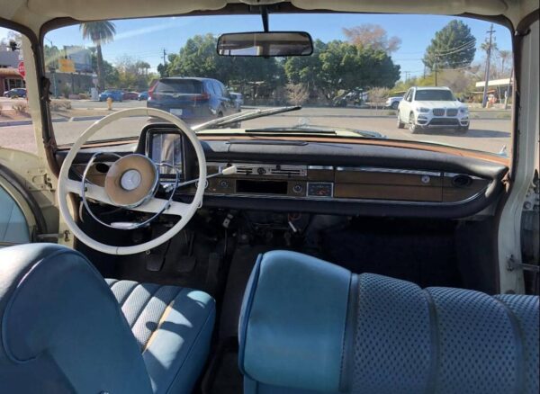 1964 Mercedes-Benz 220b Project Car – Classic W111 Sedan with 4-Speed Manual, Solid Restoration Candidate