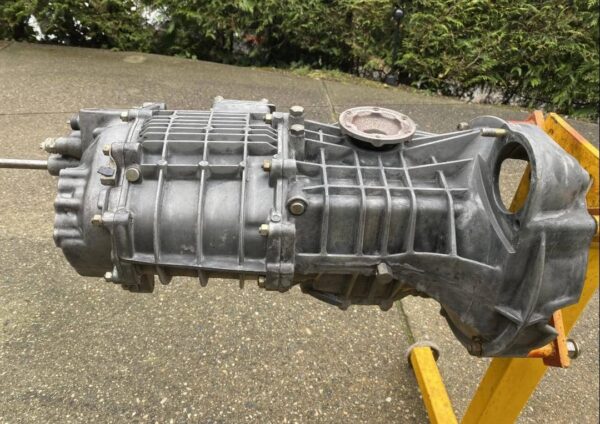 1975 Porsche 911 Type 911/44 | 2.7L Classic Engine | 915/40 5-Speed Transaxle | Iconic Sports Car
