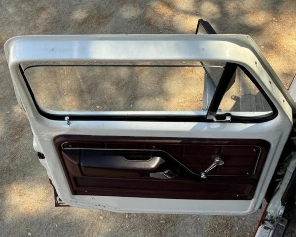 1974 Ford F-250 Ranger Highboy 4×4 – Classic 4-Speed 4x4 Pickup Truck