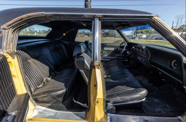 1971 Ford Thunderbird 4-Door Landau Sedan – Classic Luxury Muscle Car