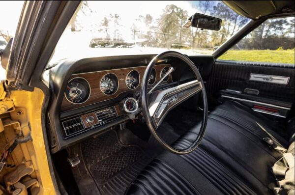 1971 Ford Thunderbird 4-Door Landau Sedan – Classic Luxury Muscle Car