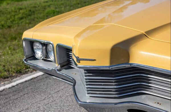 1971 Ford Thunderbird 4-Door Landau Sedan – Classic Luxury Muscle Car