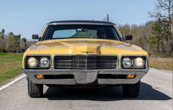 1971 Ford Thunderbird 4-Door Landau Sedan – Classic Luxury Muscle Car
