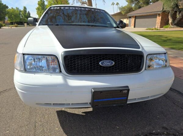 2002 Ford Crown Victoria Police Interceptor – V8 Power | Retired Cruiser | Runs Strong