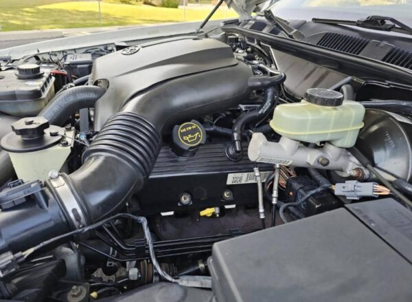 2002 Ford Crown Victoria Police Interceptor – V8 Power | Retired Cruiser | Runs Strong
