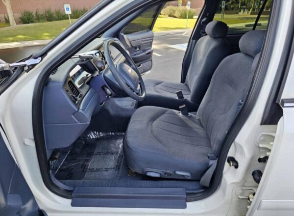 2002 Ford Crown Victoria Police Interceptor – V8 Power | Retired Cruiser | Runs Strong