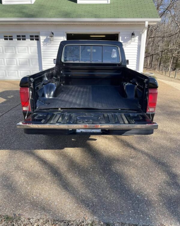 1988 Ford Ranger S | Classic 5-Speed Manual Pickup Truck | Vintage Compact Truck