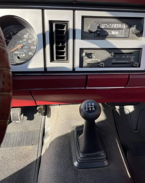 1988 Ford Ranger S | Classic 5-Speed Manual Pickup Truck | Vintage Compact Truck