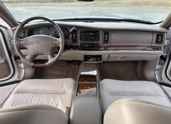 2005 Buick Park Avenue Ultra | Luxury Full-Size Sedan | Smooth Ride & Premium Comfort