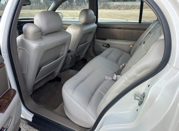 2005 Buick Park Avenue Ultra | Luxury Full-Size Sedan | Smooth Ride & Premium Comfort