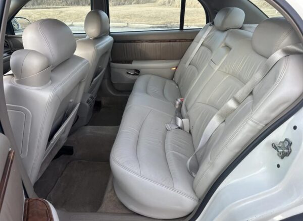 2005 Buick Park Avenue Ultra | Luxury Full-Size Sedan | Smooth Ride & Premium Comfort