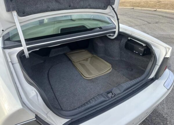 2005 Buick Park Avenue Ultra | Luxury Full-Size Sedan | Smooth Ride & Premium Comfort