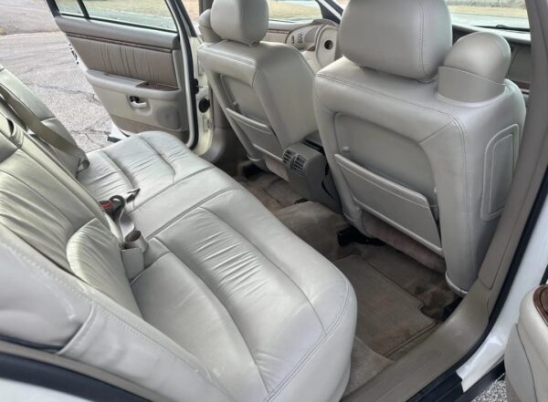 2005 Buick Park Avenue Ultra | Luxury Full-Size Sedan | Smooth Ride & Premium Comfort