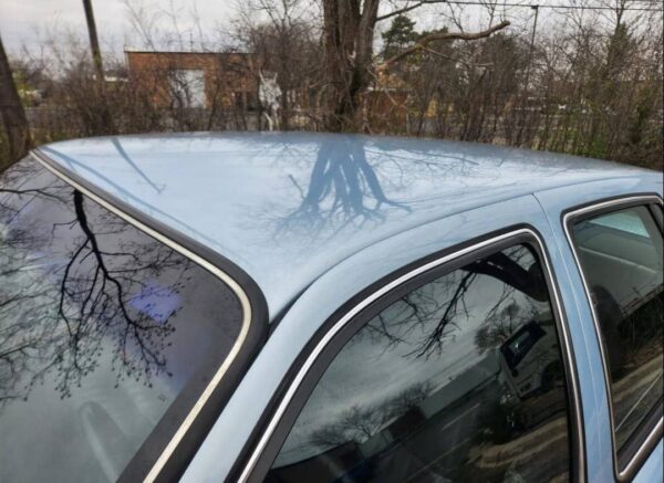 1993 Lincoln Town Car Executive Series – Classic Luxury Sedan, Low Miles, Well-Maintained