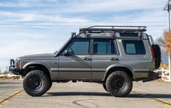 2004 Land Rover Discovery II Westminster Edition – Rare Luxury SUV, V8, Off-Road Ready