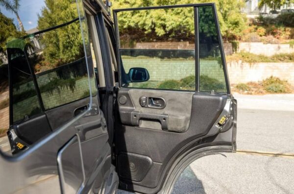 2004 Land Rover Discovery II Westminster Edition – Rare Luxury SUV, V8, Off-Road Ready