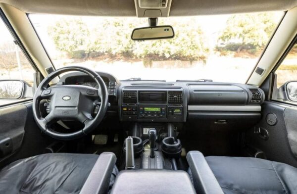 2004 Land Rover Discovery II Westminster Edition – Rare Luxury SUV, V8, Off-Road Ready