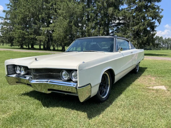 1967 Chrysler 300 Two-Door Hardtop | 440 V8 | Restored Mechanical | No Reserve