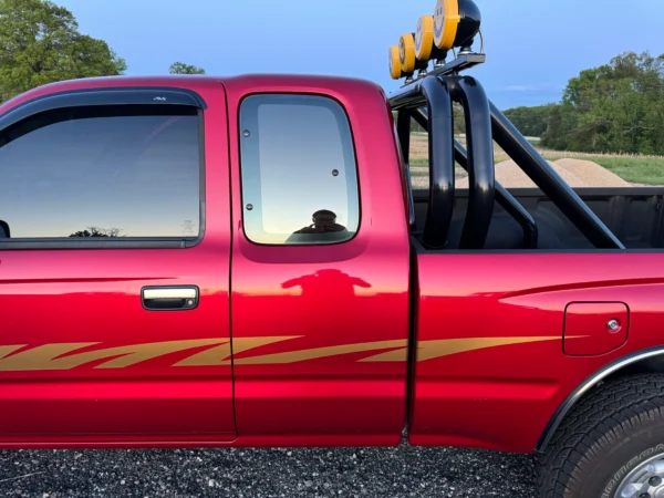 🚙 For Sale: 1997 Toyota Tacoma SR5 XtraCab V6 4×4 – Only 64K Miles | 1-Family Owned | Safari Setup | 5-Speed Manu