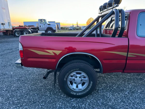 🚙 For Sale: 1997 Toyota Tacoma SR5 XtraCab V6 4×4 – Only 64K Miles | 1-Family Owned | Safari Setup | 5-Speed Manu
